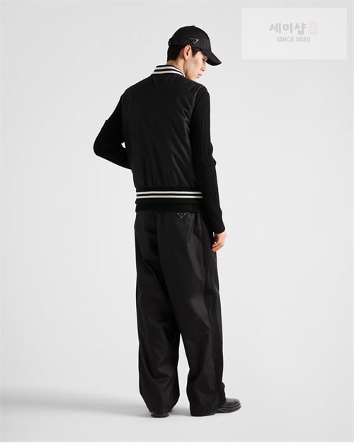 P R A D A 프라다 24FW 리나일론 베스트 의류 16번 이미지