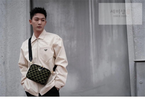 P R A D A 프라다 24SS 불 데님 블루종 셔츠 의류 20번 이미지