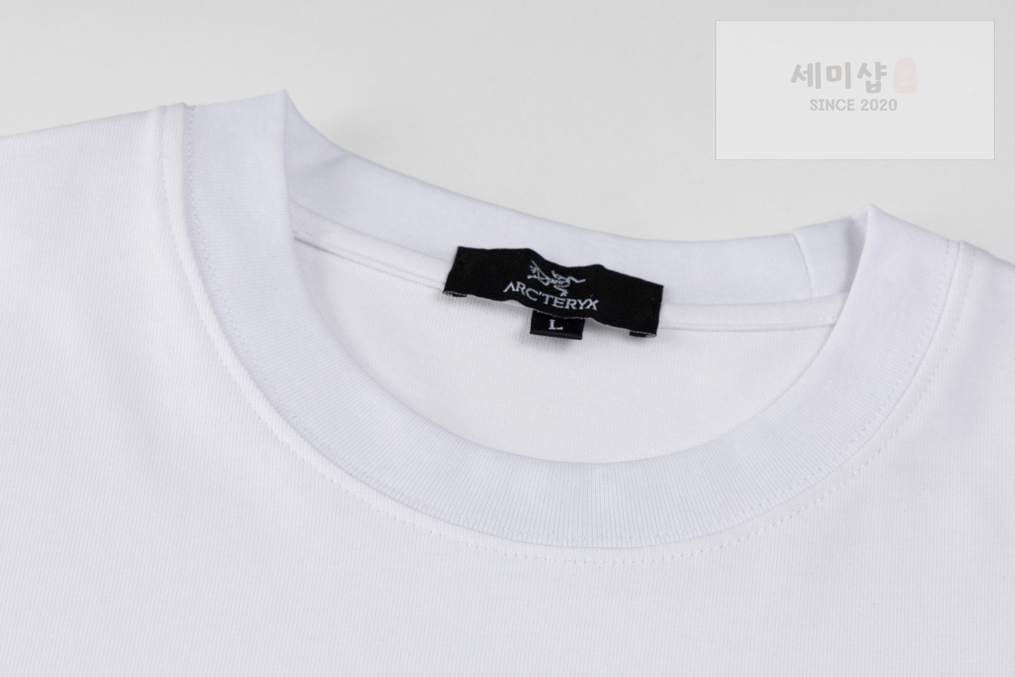 Arc Teryx 아크테릭스 아티스트 리리즈 시오타니 나오 티셔츠 화이트 의류 3번 이미지
