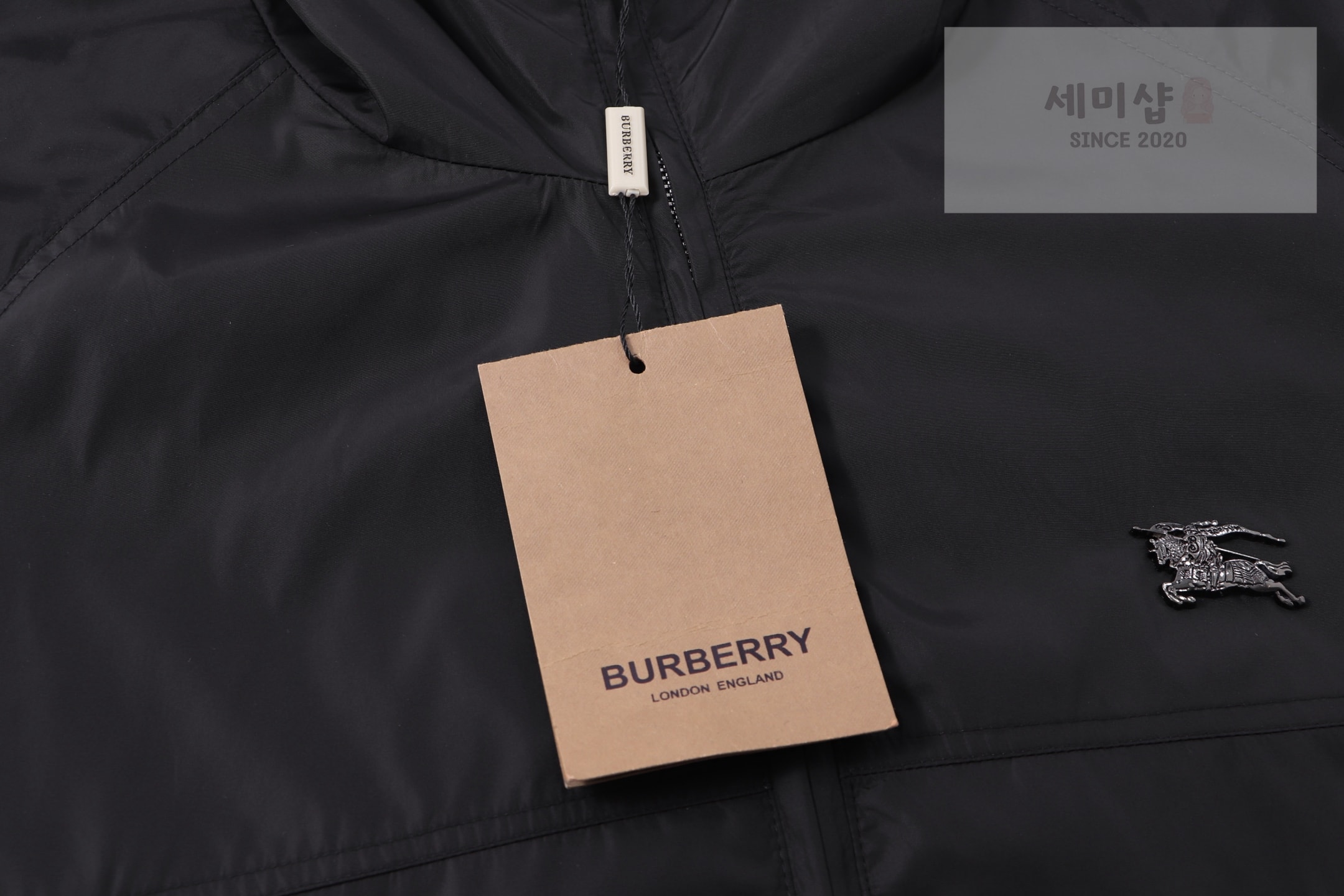 Burberry 버버리 로고 프린트 에코닐 후디 블랙 의류 5번 이미지