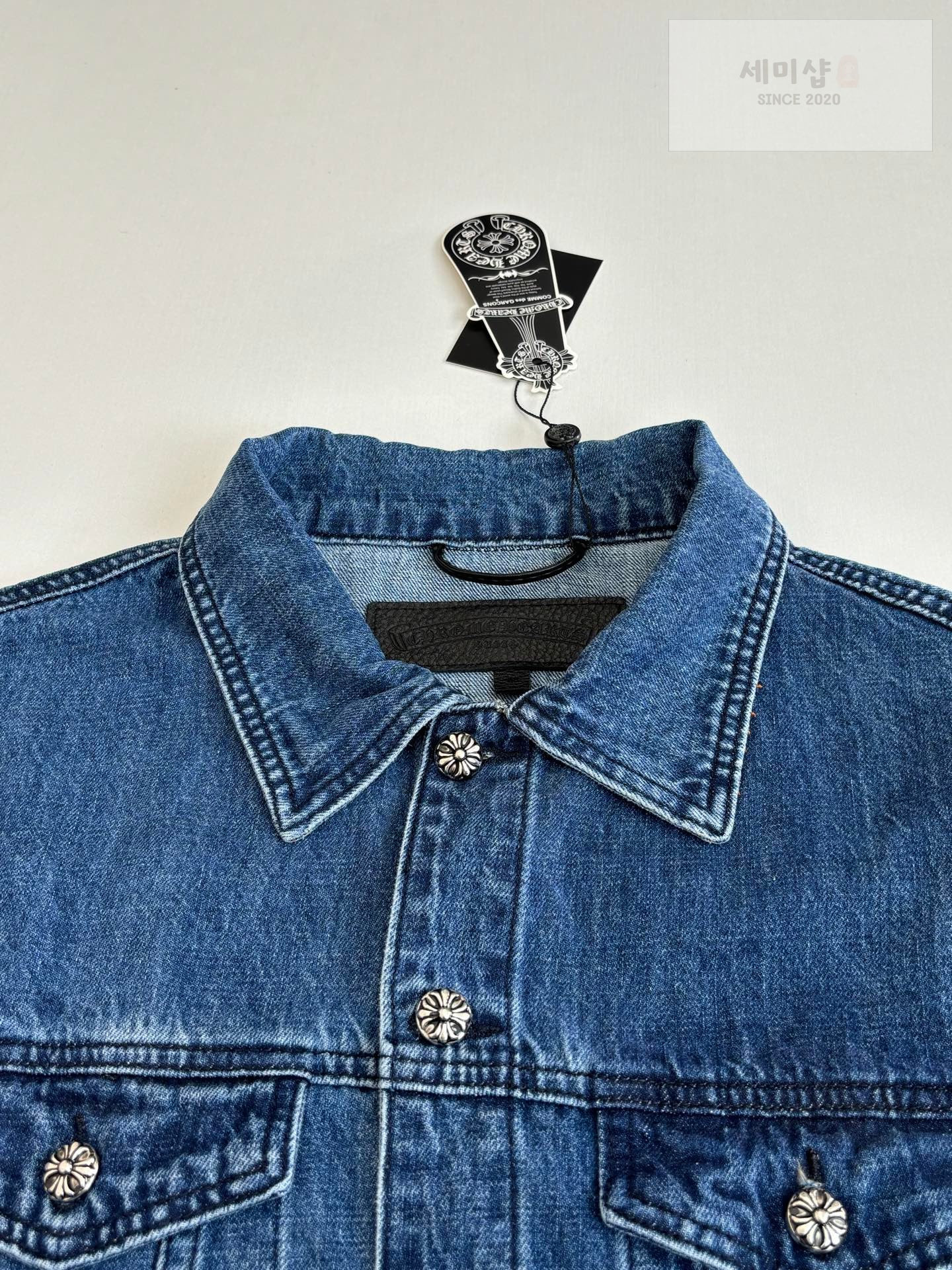 Chrome Hearts 크롬하츠 크로스 버튼 데님 자켓 인디고 워시 의류 4번 이미지