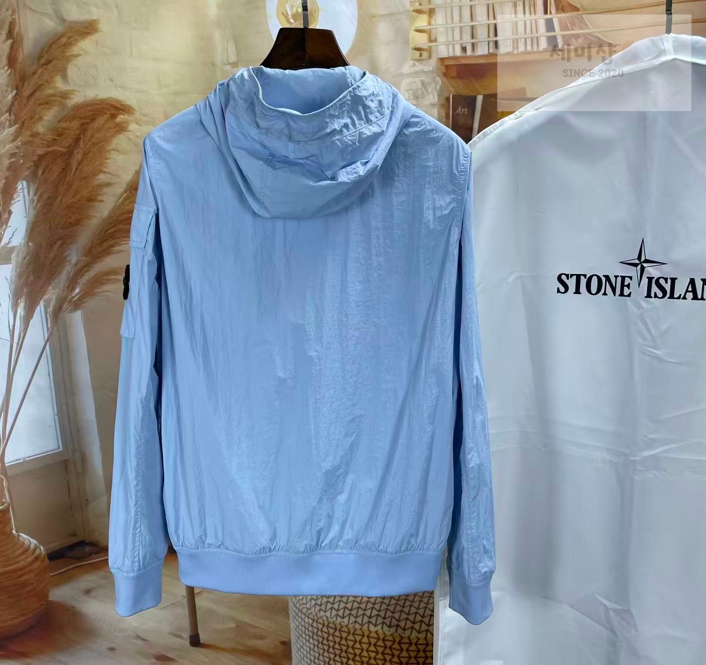 Stone Island 스톤아일랜드 라이트 소프트 쉘 R 후드 바람막이 블랙 의류 3번 이미지