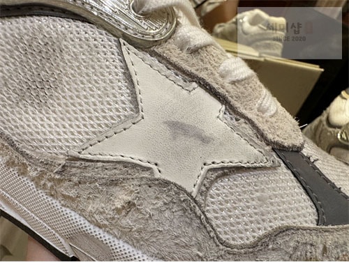 Golden Goose 골든구스 대드스타 여성 스니커즈 레플리카 14번 이미지 - 신발 | 세미샵 레플리카 사이트
