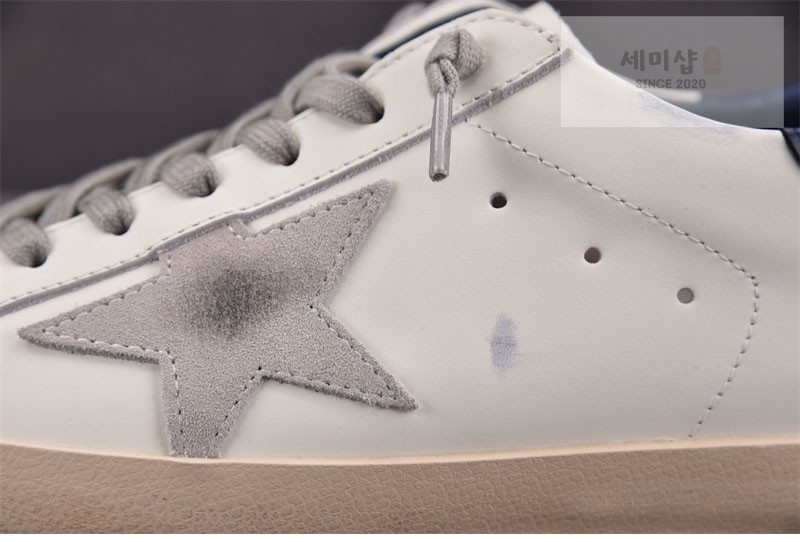 Golden Goose 골든구스 볼스타 레더 스니커즈 화이트 그레이 신발 13번 이미지