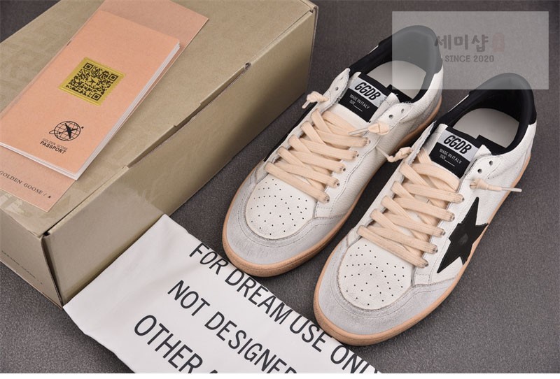 Golden Goose 골든구스 볼스타 레더 스니커즈 화이트 블랙 신발 8번 이미지