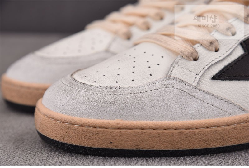 Golden Goose 골든구스 볼스타 레더 스니커즈 화이트 블랙 신발 12번 이미지