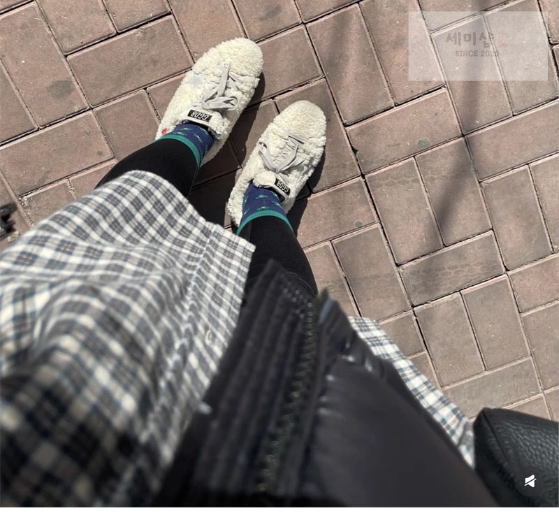 Golden Goose 골든구스 슈퍼스타 시어링 패널 글리터 스니커즈 신발 1번 이미지