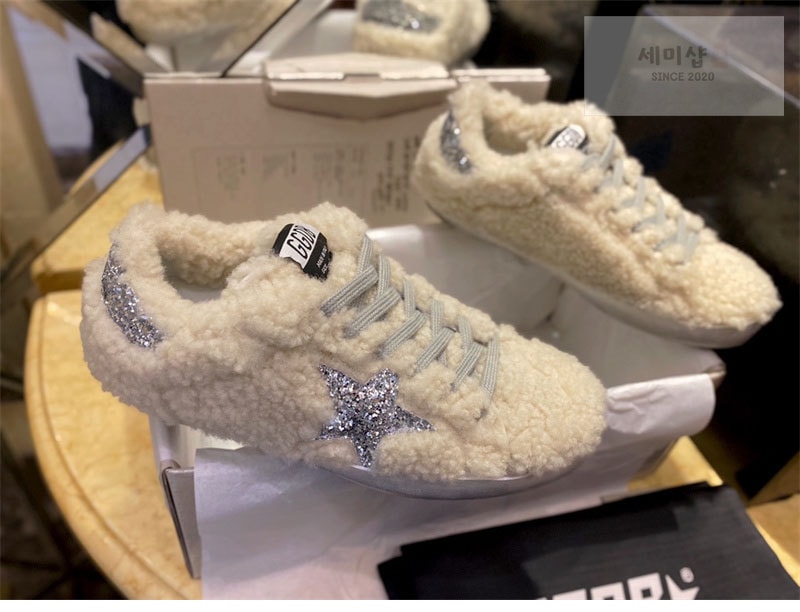 Golden Goose 골든구스 슈퍼스타 시어링 패널 글리터 스니커즈 신발 6번 이미지