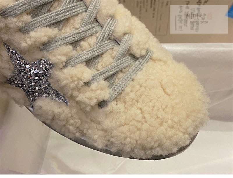 Golden Goose 골든구스 슈퍼스타 시어링 패널 글리터 스니커즈 신발 12번 이미지