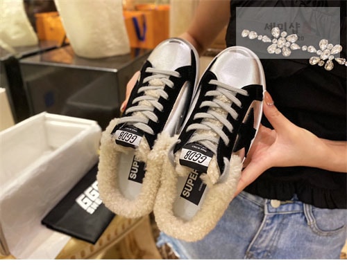Golden Goose 골든구스 여성 시어링 뮬 스니커즈 신발 8번 이미지