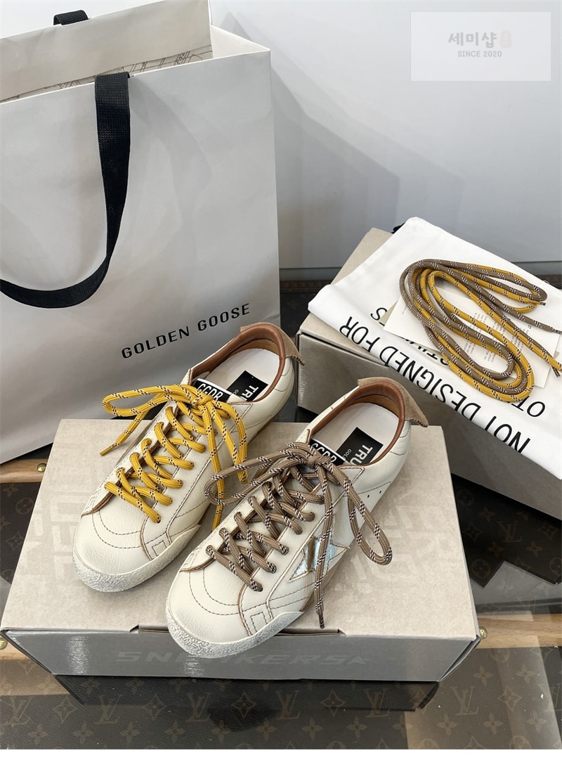 Golden Goose 골든구스 트루스타 스니커즈 레플리카 10번 이미지 - 신발 | 세미샵 레플리카 사이트