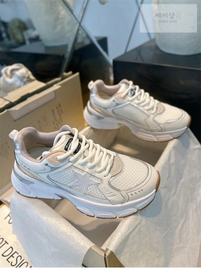 Golden Goose 골든구스 DB 라이트스타 운동화 레플리카 3번 이미지 - 신발 | 세미샵 레플리카 사이트