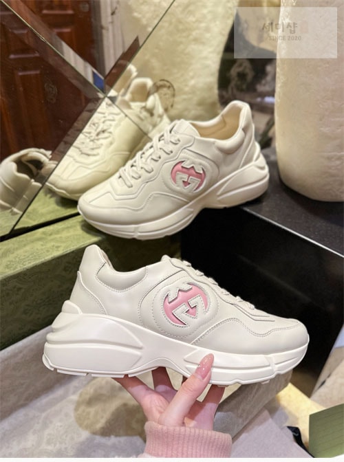 Gucci 구찌 라이톤 인터로킹 G 스니커즈 여성용 신발 9번 이미지