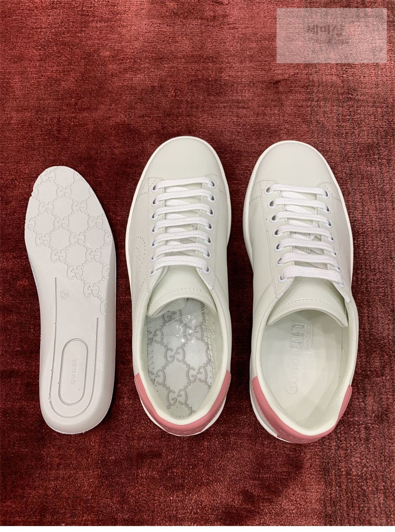 Gucci 구찌 에이스 스니커즈 인터로킹 G 펀칭 여성용 신발 3번 이미지