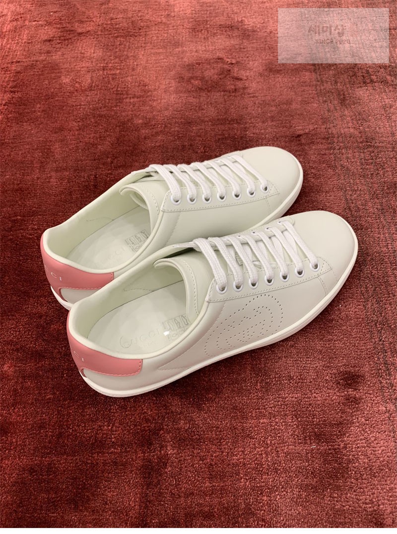 Gucci 구찌 에이스 스니커즈 인터로킹 G 펀칭 여성용 신발 8번 이미지
