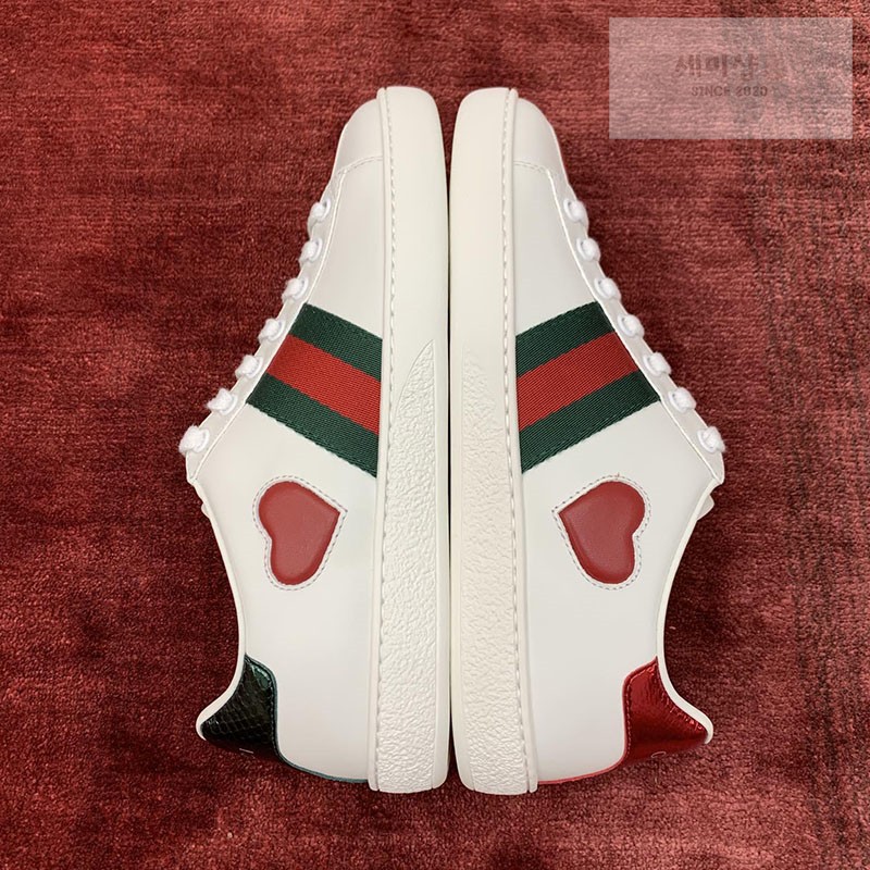 Gucci 구찌 에이스 스니커즈 하트 패치 여성용 신발 1번 이미지
