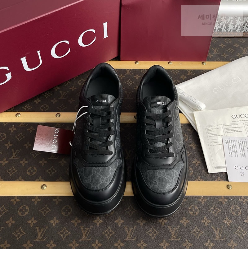Gucci 구찌 GG 캔버스 스니커즈 블랙 GG 수프림 레플리카 3번 이미지 - 신발 | 세미샵 레플리카 사이트