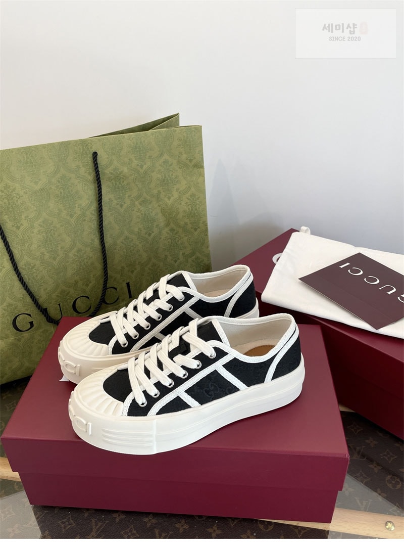 Gucci 구찌 GG 캔버스 여성 청키 스니커즈 화이트 신발 6번 이미지