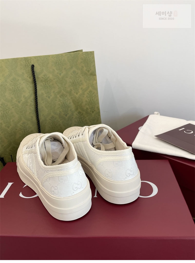 Gucci 구찌 GG 캔버스 여성 청키 스니커즈 화이트 신발 12번 이미지