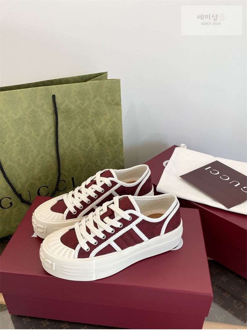Gucci 구찌 GG 캔버스 여성 청키 스니커즈 화이트 신발 23번 이미지