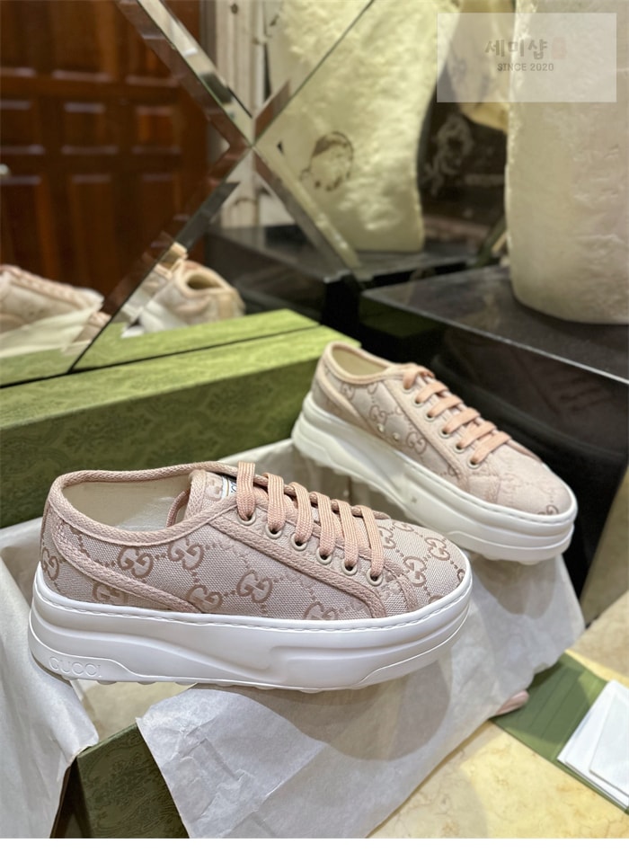 Gucci 구찌 GG 캔버스 1977 테니스 청키 솔 스니커즈 신발 5번 이미지