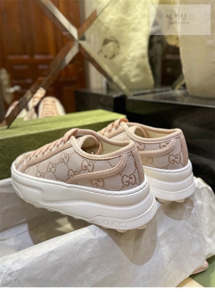 Gucci 구찌 GG 캔버스 1977 테니스 청키 솔 스니커즈 신발 9번 이미지