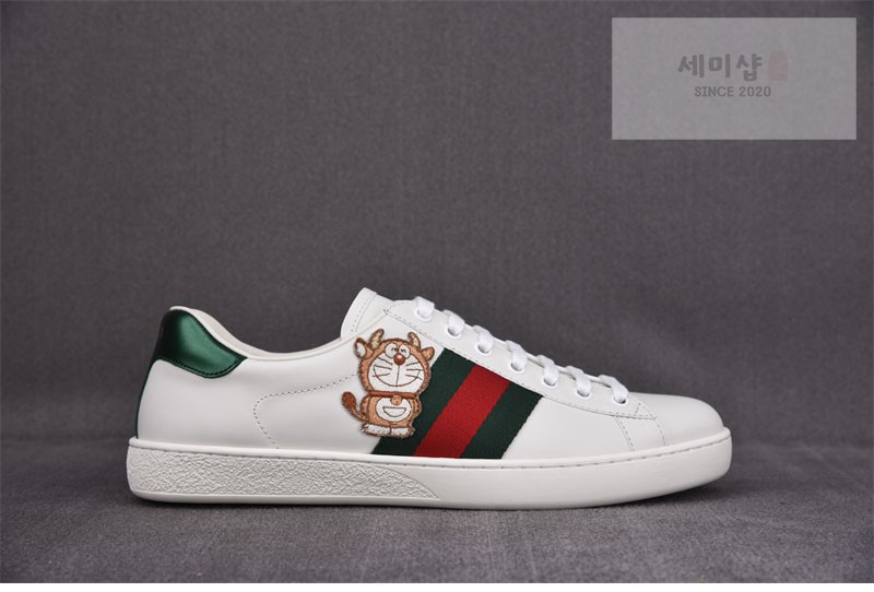 Gucci 구찌 x 도라에몽 에이스 스니커즈 도라에몽 신발 6번 이미지