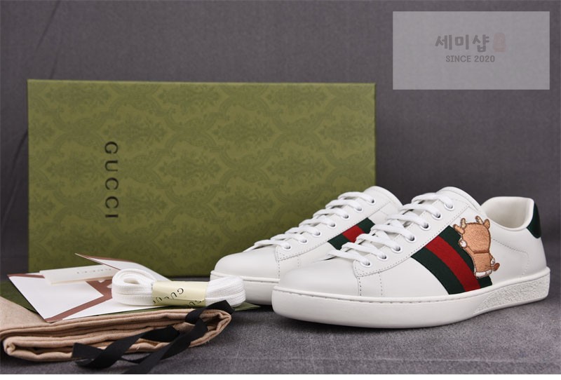 Gucci 구찌 x 도라에몽 에이스 스니커즈 도라에몽 신발 9번 이미지