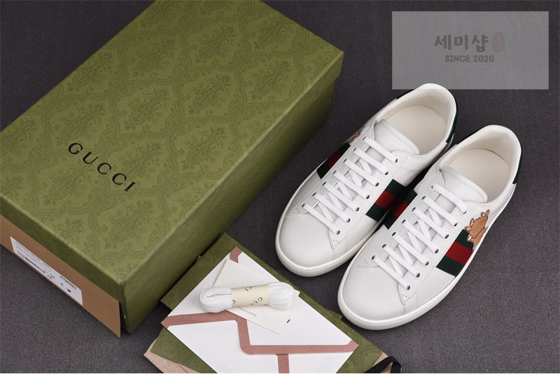 Gucci 구찌 x 도라에몽 에이스 스니커즈 도라에몽 신발 10번 이미지
