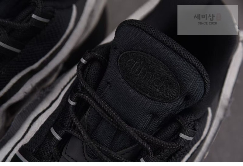 Comme Des Garcons 나이키 x 꼼데가르송 에어맥스 95 블랙 그레이 CU8406-101 신발 7번 이미지