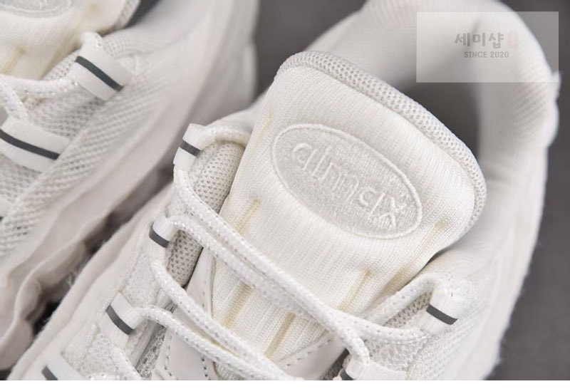 Comme Des Garcons 나이키 x 꼼데가르송 에어맥스 95 화이트 CU8406-100 신발 9번 이미지