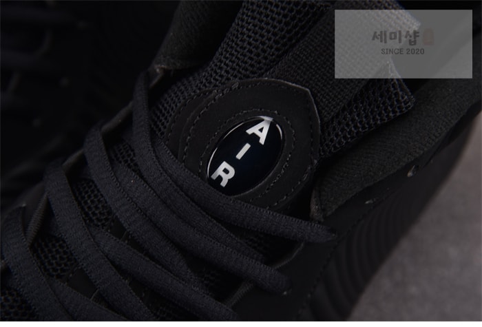 Comme Des Garcons 나이키 x 꼼데가르송 에어 폼포짓 원 블랙 신발 2번 이미지