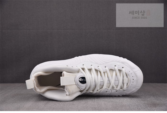 Comme Des Garcons 나이키 x 꼼데가르송 에어 폼포짓 원 화이트 신발 13번 이미지