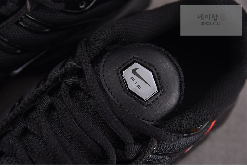 Nike 나이키 에어맥스 플러스 블랙 FJ4224-001 레플리카 11번 이미지 - 신발 | 세미샵 레플리카 사이트