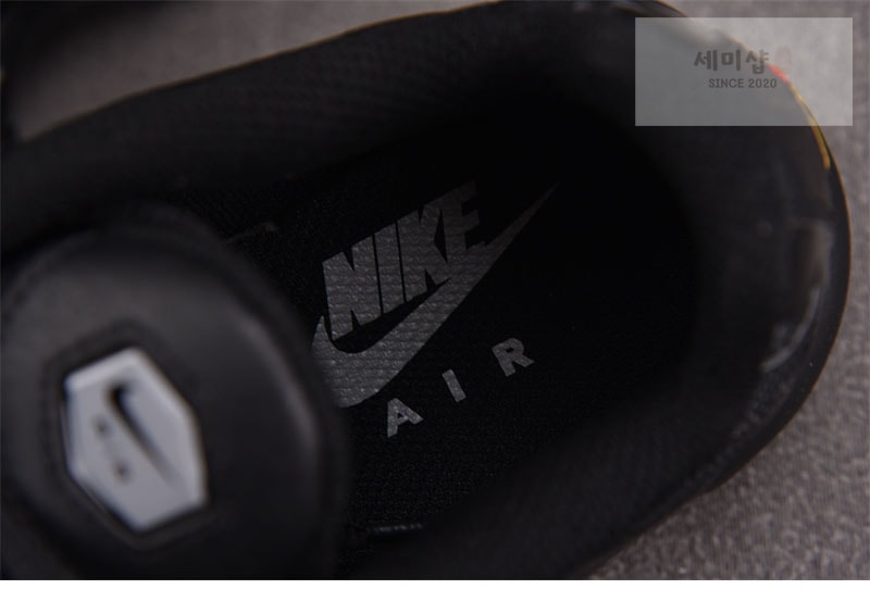 Nike 나이키 에어맥스 플러스 블랙 FJ4224-001 레플리카 14번 이미지 - 신발 | 세미샵 레플리카 사이트