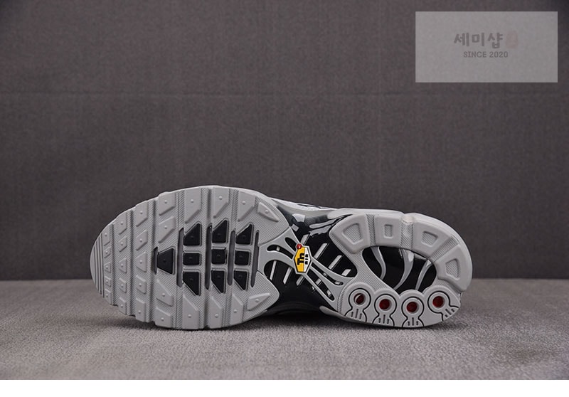 Nike 나이키 에어맥스 플러스 울프 그레이 852630-021 신발 10번 이미지
