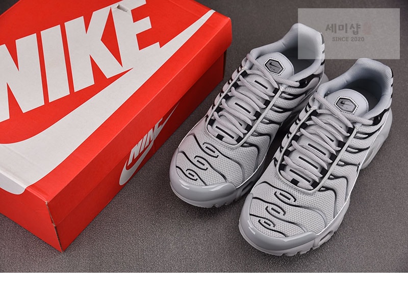 Nike 나이키 에어맥스 플러스 울프 그레이 852630-021 신발 2번 이미지