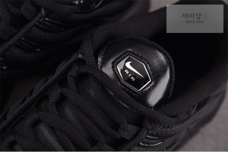 Nike 나이키 에어맥스 플러스 트리플 블랙 604133-050 신발 10번 이미지