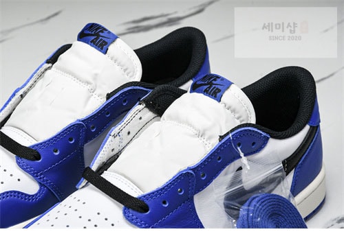 Nike 나이키 에어조던1 레트로 로우 OG 게임로얄 CZ0790-140 신발 5번 이미지