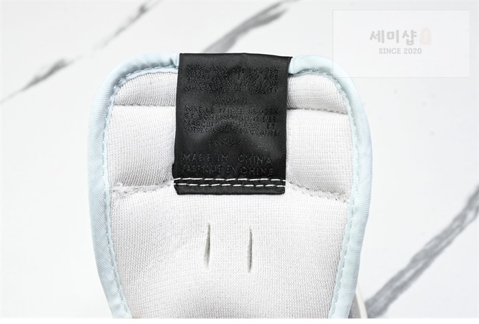 Nike 나이키 에어조던1 레트로 로우 OG “Lunar New Year” 신발 22번 이미지