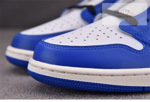 Nike 나이키 에어조던1 로우 게임로얄 신발 12번 이미지