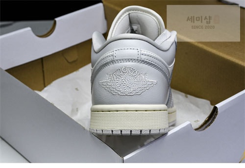 Nike 나이키 에어조던1 로우 세일 뉴트럴 그레이 DC0774-10330 신발 28번 이미지