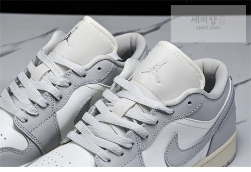 Nike 나이키 에어조던1 로우 세일 뉴트럴 그레이 DC0774-10330 신발 26번 이미지