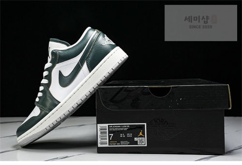 Nike 나이키 에어조던1 로우 옥시다이즈드 그린 FQ7687-300 신발 24번 이미지