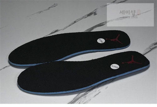 Nike 나이키 에어조던1 로우 울프그레이 짐 레드 DC0774-062 신발 11번 이미지