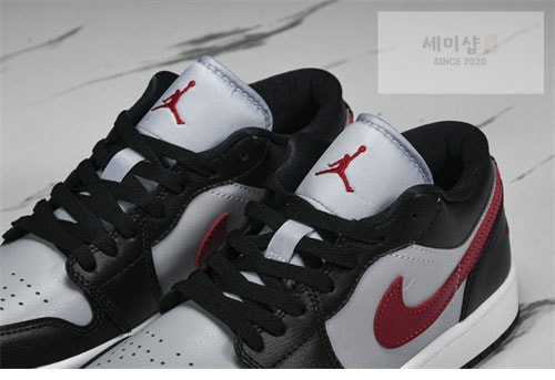 Nike 나이키 에어조던1 로우 울프그레이 짐 레드 DC0774-062 신발 12번 이미지