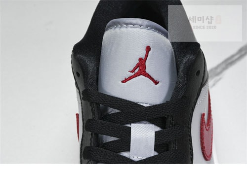 Nike 나이키 에어조던1 로우 울프그레이 짐 레드 DC0774-062 신발 27번 이미지