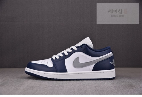 Nike 나이키 에어조던1 로우 울프 그레이 미드나잇 네이비 신발 2번 이미지
