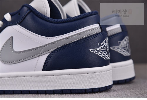 Nike 나이키 에어조던1 로우 울프 그레이 미드나잇 네이비 신발 13번 이미지