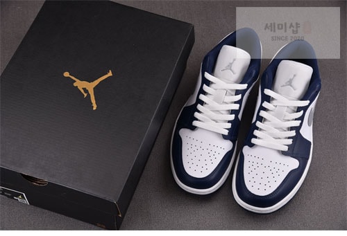 Nike 나이키 에어조던1 로우 울프 그레이 미드나잇 네이비 신발 5번 이미지